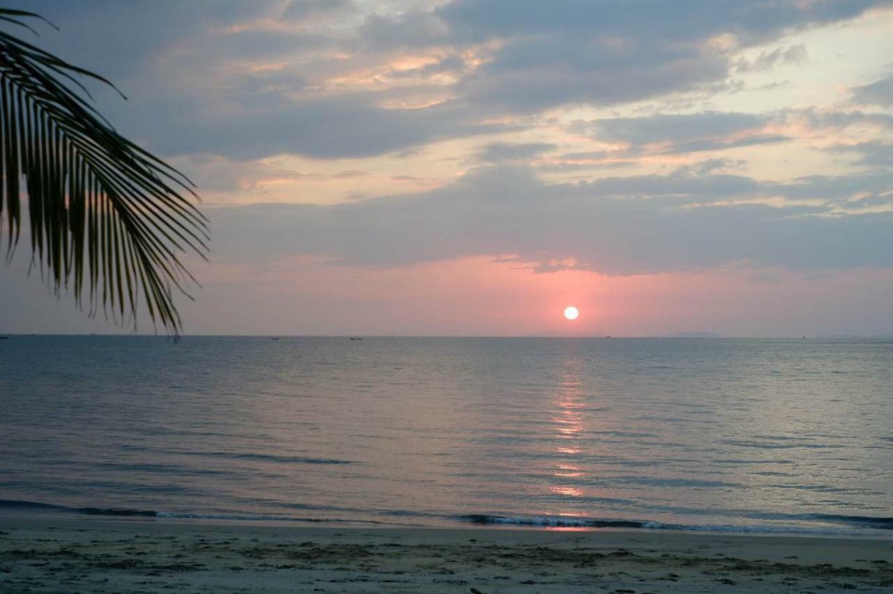 O Little Tent De Koh Chang Ranong Exterior photo
